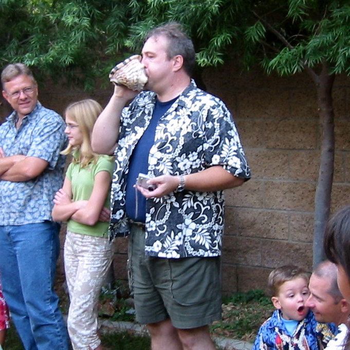 Luau 026