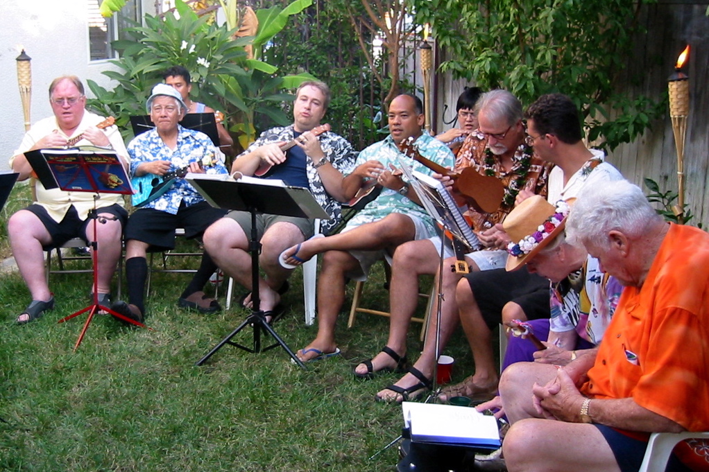 Luau 014